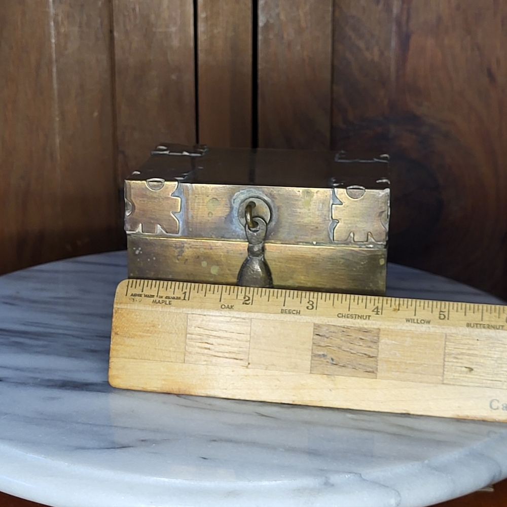 Vintage Brass Trinket Box - Picture 4 of 14